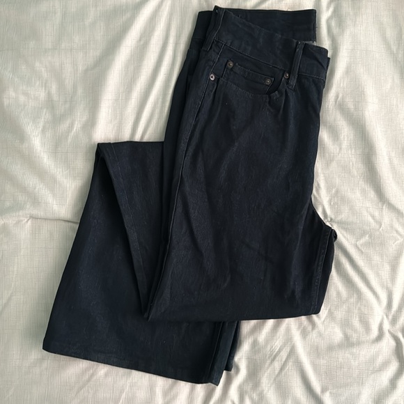 NWT Calvin Klein Dark Wash Flare Jeans - Picture 5 of 5